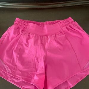 🔴LULULEMON HOTTY HOT SHORTS🔴